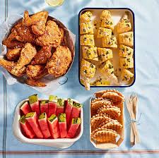 Looking for easy and fresh picnic food ideas? How To Plan A Kid Friendly Picnic Lunch Summer Picnic Food Easy Picnic Food Picnic Foods
