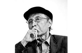 This poetry collection book was first published in 1994. Sapardi Djoko Damono Si Penyair Hujan Bulan Juni Itu Meninggal Di Bulan Juli