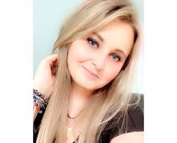 Kimberly Breslin's Instagram, Twitter & Facebook