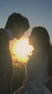 Hình ảnh cặp đôi yêu nhau đẹp và chất lượng.