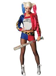 Harley quinn kost m selber machen f r damen und kinder mit anleitung. Harley Quinn Kostum 40 Beste Ideen Fur Erwachsene Und Kinder Diy Fasching Zenideen