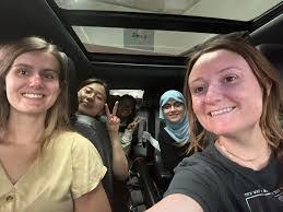 Allie Casey's Instagram, Twitter & Facebook