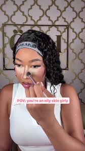Oily Skin makeup tip 💡😍 To help get rid of oils and give you that fl...