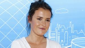 Olga frycz (@tojafrycz) to polski aktorka i influencer, który ma aktywne konto na instagramie. Mst88envko2uym