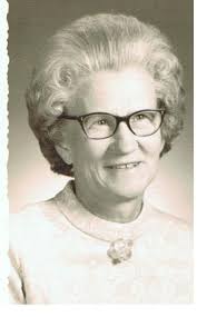 Ruth Sundquist's Instagram, Twitter & Facebook