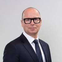 32600+ "Chamberlain" profiles