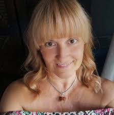 Michelle Angus's Instagram, Twitter & Facebook