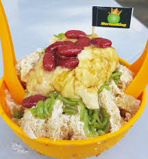 Durian cendol is not a new thing in malaysia but a rojak & cendol stall in shah alam decided to take it it further by adding real and fresh durian fruits (never frozen) in their medan selera delima seksyen 24 40300 shah alam, selangor tel: Famous Durian Cendol At Durian King Ttdi