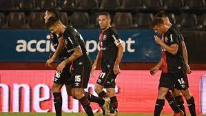 Estudiantes la plata res lanús res. Newell S Le Gano A Patronato Y Sumo Su Segunda Victoria Seguida Telam Agencia Nacional De Noticias