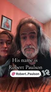 Kelley Paulson's Instagram, Twitter & Facebook