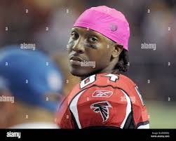 Roddy White's Instagram, Twitter & Facebook