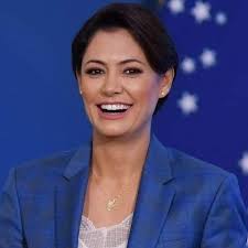 sangue de Cristo, repreenda esse satanás.🤮