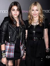 Lourdes is the daughter of madonna and and her ex carlos leon, who is a cuban actor. Madonna S Daughter Lourdes Ins Exchanged Vulgar Words With Fans Because Of Dissatisfaction With Fan Comments Inews