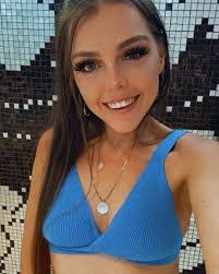 Kayla Upton's Instagram, Twitter & Facebook