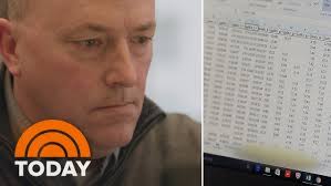 Texas A&M professor loses it, fails his entire class for cheating, lack of  respect : TomoNews