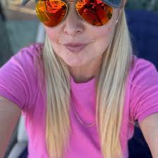 What are good recommendations for an officiant, photographer, and  videographer for a wedding in Kenner, LA?