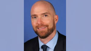 Box Hill heart surgeon Patrick Pritzwald-Stegmann dies four weeks after  alleged one-punch assault