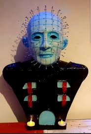 What medium can be used to create a 3D life-size statue with a bronzed look?