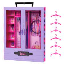 Amazon.com: Barbie Fashionistas Playset, Ultimate Closet with 6 Hangers and  Multiple Storage Spaces, Plus Fold-Out Clothing Rack : Toys & Games