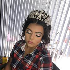 20 Absolutely Stunning Quinceanera Hairstyles With Crown Quinceanera Quince Hairstyles Quinceanera Hairstyles Hair Styles