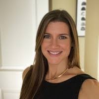 Cara Riley's Instagram, Twitter & Facebook