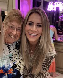 Hallie Smith (@hallie.marie.smith) • Instagram photos and videos