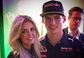 1,3 miljoen mensen hebben zondagavond via ziggo sport max verstappen de grand prix van frankrijk zien winnen. Hier De Nieuwe Vriendin Van Max Verstappen Autoblog Nl Nieuwe Vriendin Nieuws Haar