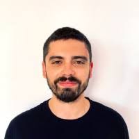 60+ perfiles de «Alan González»