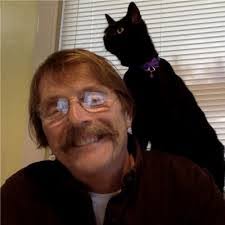 Kelly Hurt's Instagram, Twitter & Facebook