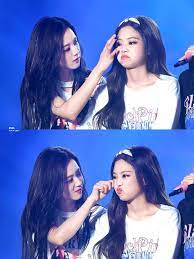 Maybe you would like to learn more about one of these? Jisoo And Jennie Sarkicilar Danscilar Unluler