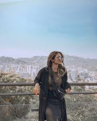 Enzy storia l's instagram account. Enzy Storia Liburan Ke Korea Netizen Gigi Hadid Indonesia Antvklik