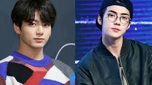 Showing how different the two maknaes really are in real . Kebiasaan Unik 5 Idol K Pop Dari Bibir Sehun Exo Hingga Cara Minum Jungkook Bts Tribunpontianak Co Id