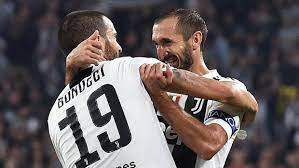 Giorgio chiellini puts his knowledge of his juventus defensive colleagues andrea barzagli and leonardo bonucci to the test in. Juve Chiellini Bonucci E Gli Attaccanti Vanno Fuoricorso