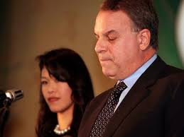 Lisa Small wins judge's post, Greene concedes Senate race to Meek, Levine  last in school board contest