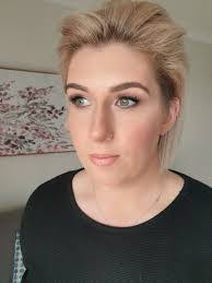 Cassandra Oakley's Instagram, Twitter & Facebook