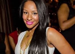 James was raised by both of his parents, and they married in 2013. Savannah Brinson Wiki Lebron James Wife Bio Age Height Ethnicity