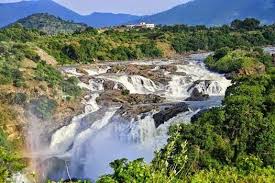 Shivanasamudra Waterfalls Is One Of Best Place To Visit In Mandya Dist It Is Also Known To Be The Be Best Weekend Getaways Cool Places To Visit Places To Visit