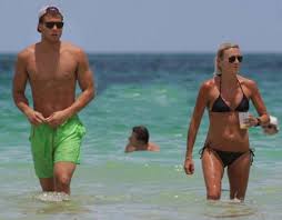 Double cross with me, blake griffin. Basketball Player Blake Griffin Is Dating Girlfriend Brynn Cameron They Are The Proud Parents Of Two Children A Son Blake Griffin Is He Married Second Child