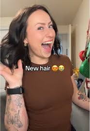 Mallory Hinkle's Instagram, Twitter & Facebook