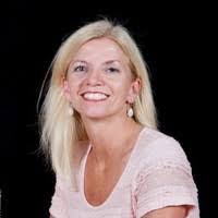 Robin Feeney's Instagram, Twitter & Facebook