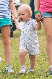 Zara tindall hat ein mädchen geboren. Pin Auf Royals