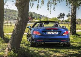 El Slc Roadster Porque El Verano Es Mejor Con La Capota Bajada Mbphotocredit Oliver Roggenbuck Mbsocialcar Mercedes Benz