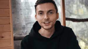 Philipp mickenbecker, das ist ein junge, der mit sechzehn jahren seine erste krebsdiagnose erhält. Philipp Mickenbecker Eltern