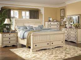 Browse solid hardwood, amish made bedroom sets. Country Style Bedroom Furniture Sets Interior Design Bedroom Color Schemes Check More At Http Www Magic009 Com Country Style Bedroom Furniture Sets