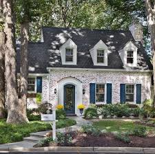 Pin By Sharongmckinn2 On Home Is Where The Heart Is House Exterior Exterior Brick Pretty House