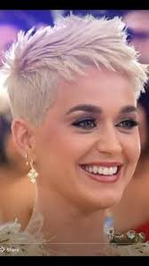 Zudem liegen schicke kurzhaarfrisuren für frauen wieder voll im trend. Pin Von Anna Edris Auf Hair Styles Color Haarschnitt Kurze Haare Schone Frisuren Kurze Haare Kurze Haare Frisur Ideen
