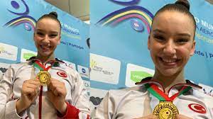 Gillette milliyet ödül töreni yılın çıkış yapan sporcusu ödülü. Ayse Begum Onbasi Kimdir Ayse Begum Onbasi Hayati Ve Basarilari