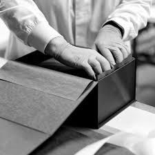 Taylor made his first custom canvas piece for the boating. Les Ateliers Ame Tailor Made Corporate Gifts Made In France