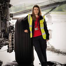 Serious and experienced a & p mechanic airframe & powerplant. Dream Job Aircraft Technician World Of Swiss Swiss