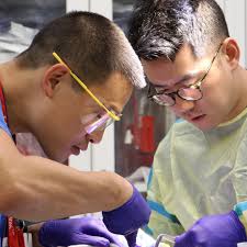 David Chi, MD, PhD, William Zhu, MD, Kenan Tawaklna, MD, Amanda Spielman,  MD, and Deng Pan, MD, shown here) flexed their craniofacial surgical skills  in the #WISEcenter last week! #WashUSurgery #WashUPRS  #PlasticSurgeryResidency #